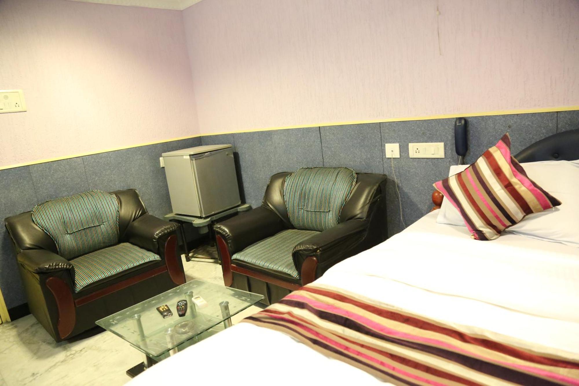 Rmc Travellers Inn Chennai Rum bild